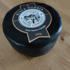 CHEDDAR BLACK BOMBER (1/2 PIÈCE)