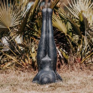 Statue extérieur yoga position sarvangasana chandelle – 80cm noir antique