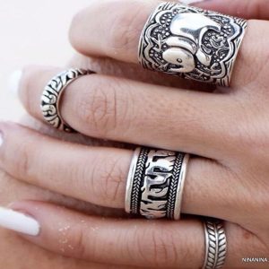 Lot de 4 bagues ethniques métal argenté vieilli