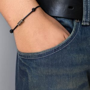 Bracelet cordon cuir coulissant artisanal avec perle tube métal argenté ou acier inoxydable